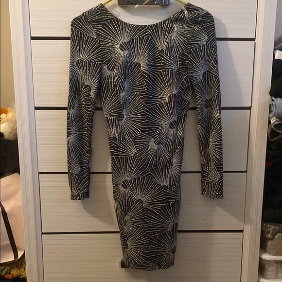 Black and Gray Long Sleeve Bodycon Dress for Night Out - Picture 1 of 3